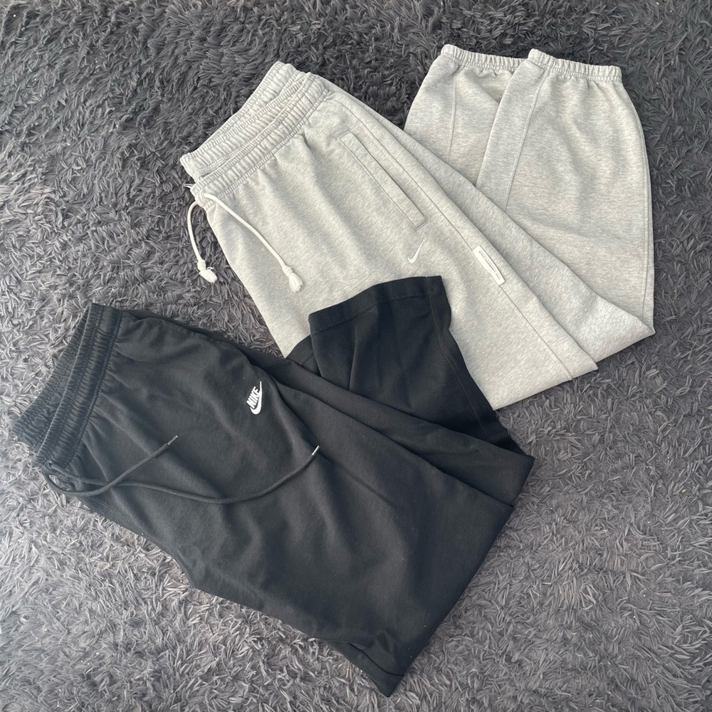 Men Size XXL Nike Sweatpants Grey Standard Issue Black Bundle